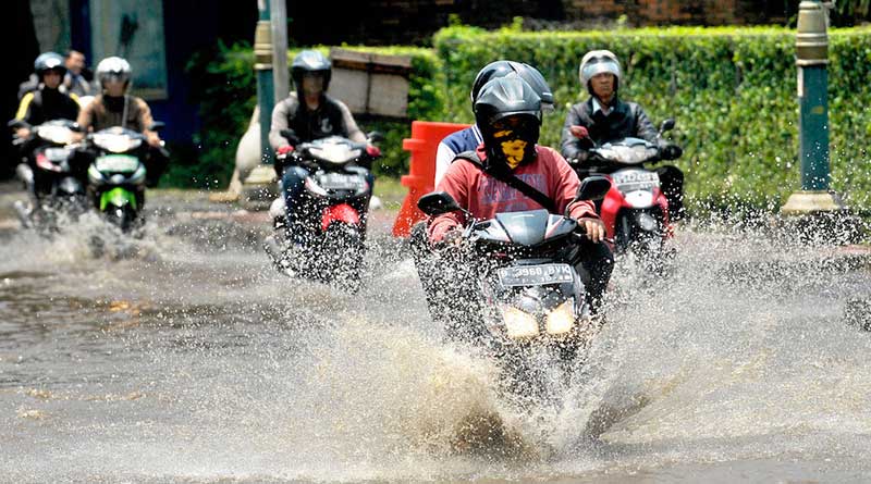 Penyebab Motor Turun Mesin sering menerobos banjir