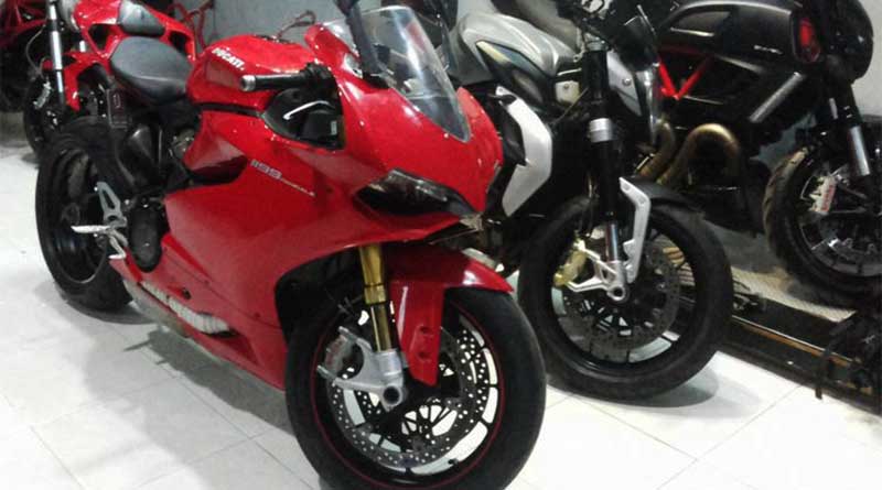 Harga Motor Gede Merah