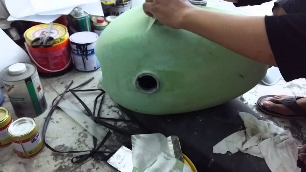 Mengamplas Tangki