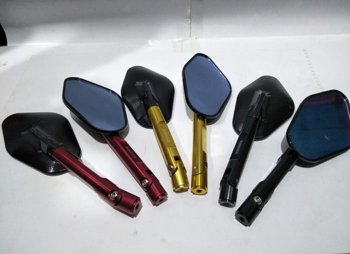 Spion Tomok