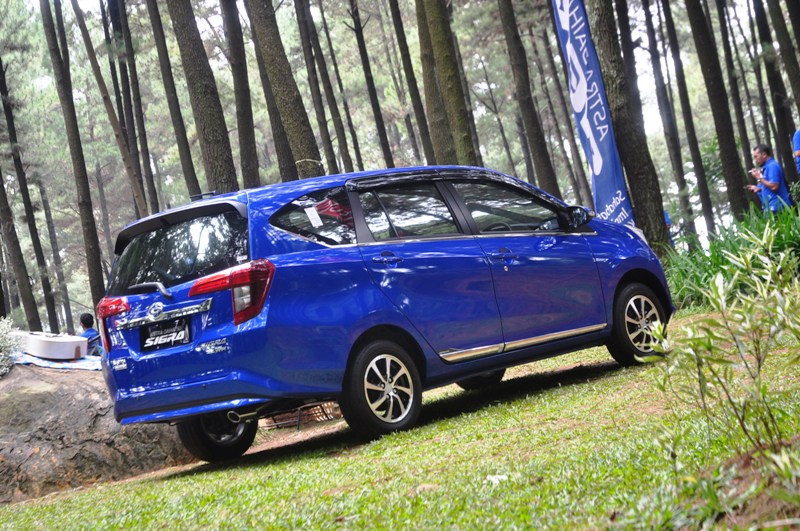 Kilas Balik Daihatsu Sigra di Indonesia Hingga Kini Daihatsu Sigra 2015