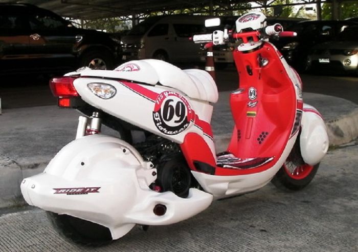 Modifikasi Yamaha Fino, Pilih Cafe Racer atau Retro? Yamaha Fino modifikasi Retro