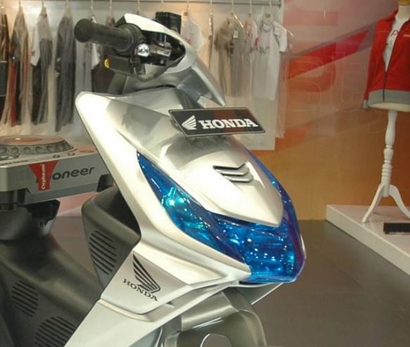 cara memasang mika lampu motor smoke