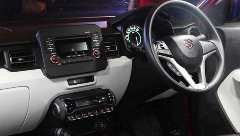 Interior Suzuki Ignis GL