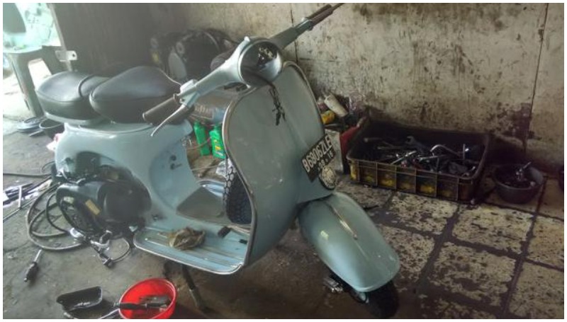 Rekomendasi Takaran Oli Samping Vespa yang Tepat untuk Mesin Prima Oli Vespa tua