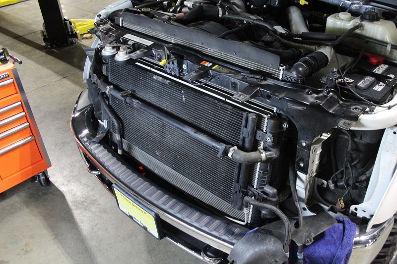 Biaya Servis Radiator Mobil 2025, Lengkap dengan Rincian dan Tips Perawatannya Tarif service radiator mobil