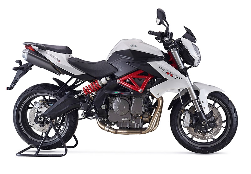 motor 4 silinder termurah benelli tnt 600
