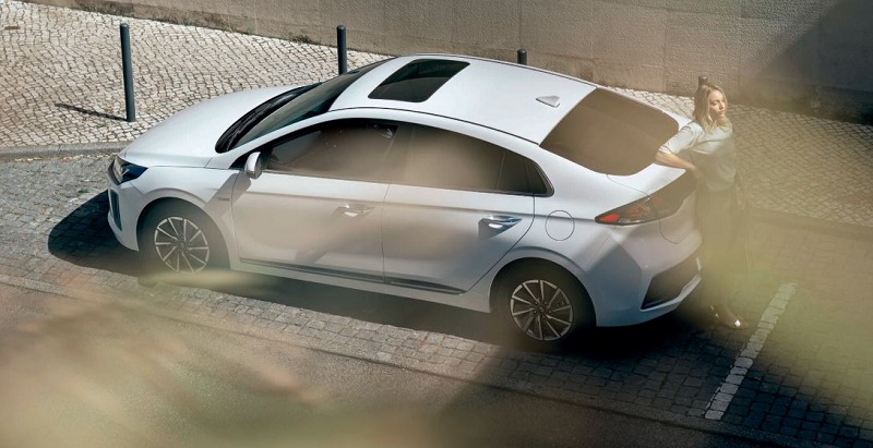 perbedaan hyundai ioniq prime dan signature