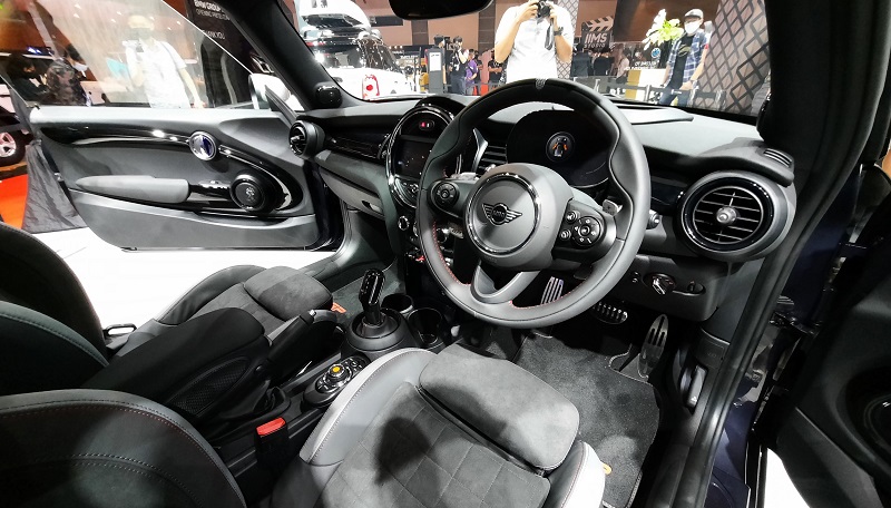 interior mini jcw gp inspired edition