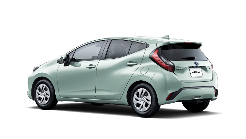 kelebihan toyota aqua 2021 001