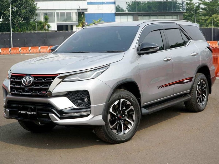 Deddy Corbuzier Beri Toyota Fortuner Ke Dokter Gunawan Deddy corbuzier