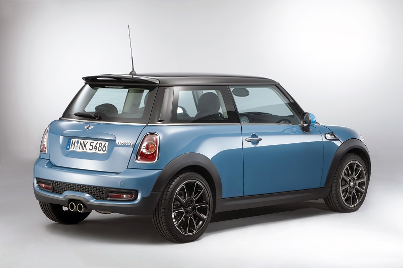5 Mobil 2 Pintu Termurah di Indonesia, Sanggup Beli? mobil 2 pintu - Mini Cooper S Bayswater Limited Edition