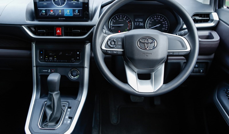 mesin avanza fwd - interior