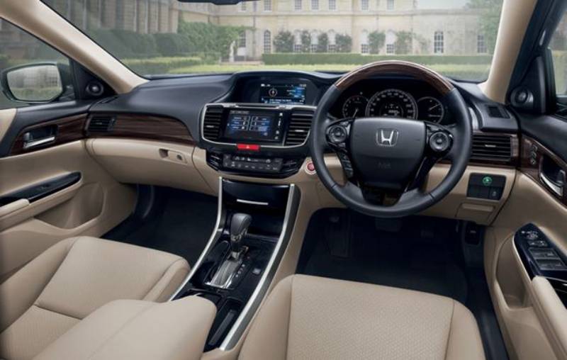 Review Honda Accord Gen 9