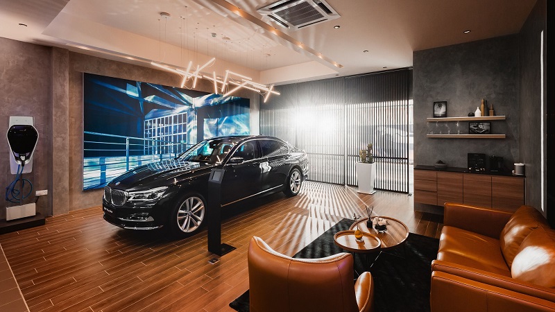 layanan BMW Premium Selection