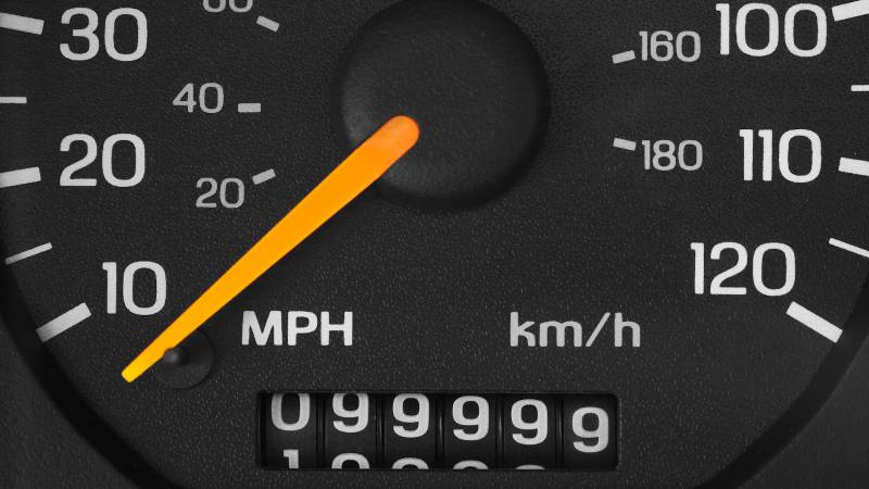 Standar Kilometer Mobil Per Tahun, Berapa Idealnya? Standar Kilometer Mobil Per Tahun