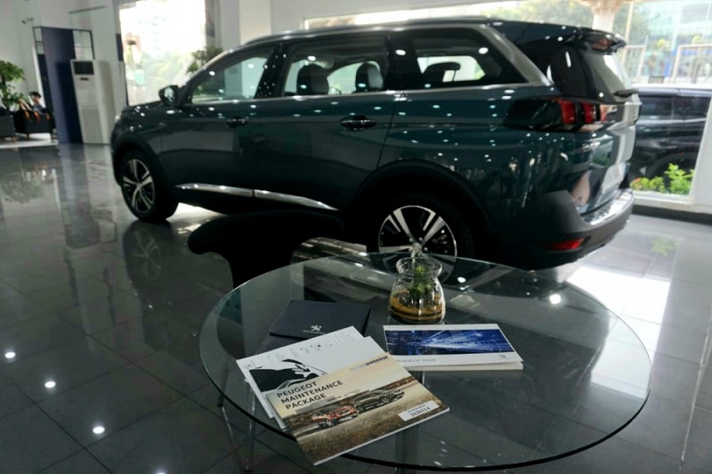mobil bekas vs mobil baru