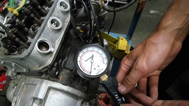 ciri klep mesin mobil bocor