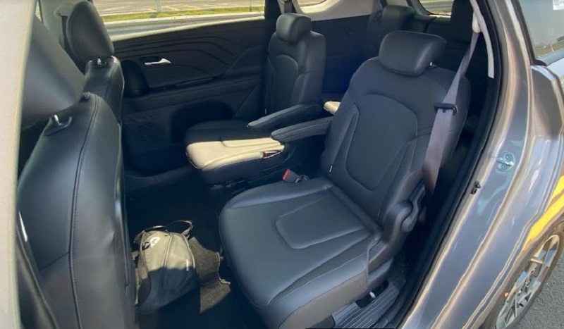 captain seat hyundai stargazer