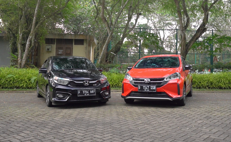 Komparasi Honda Brio Vs Daihatsu Sirion, Bagus Mana? Honda Brio Vs Daihatsu Sirion