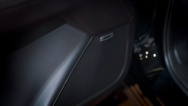 Interior Mazda CX-8 2022 - speaker bose