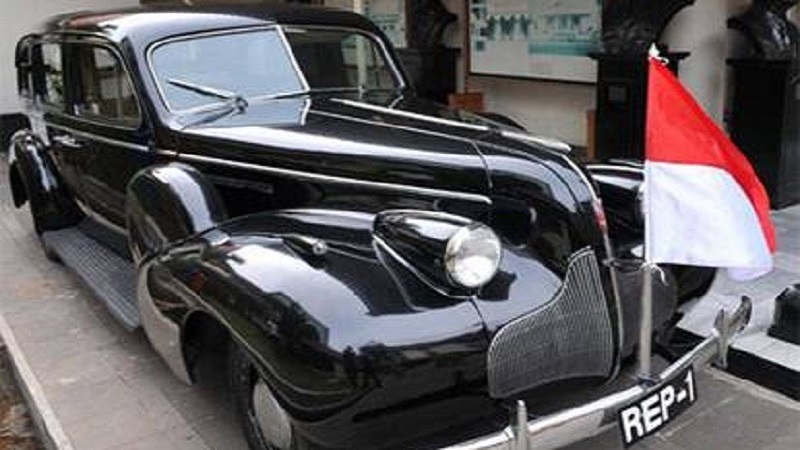7 Mobil Presiden Indonesia dari Soekarno ke Joko Widodo! Mobil Presiden Indonesia