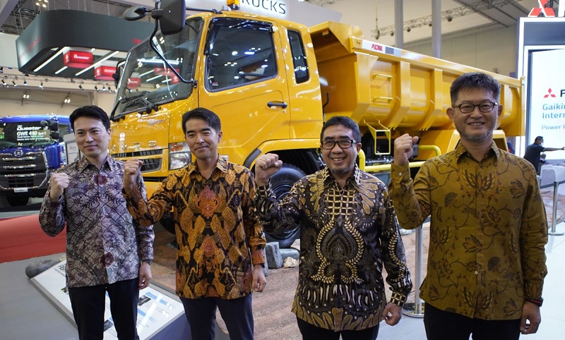 mitsubishi fuso di giias 2022 - Truk Mining Fighter X FN 62FHDR