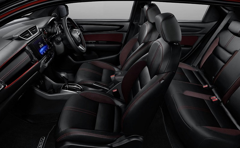 7 Spesifikasi Honda WR-V 2023 dan Harganya, Layak Beli? honda wr-v rs interior