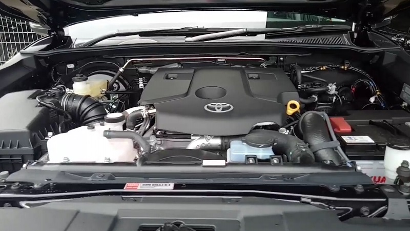 Review Toyota Hilux Double Cabin, Irit dan Baknya Luas! Review Toyota Hilux