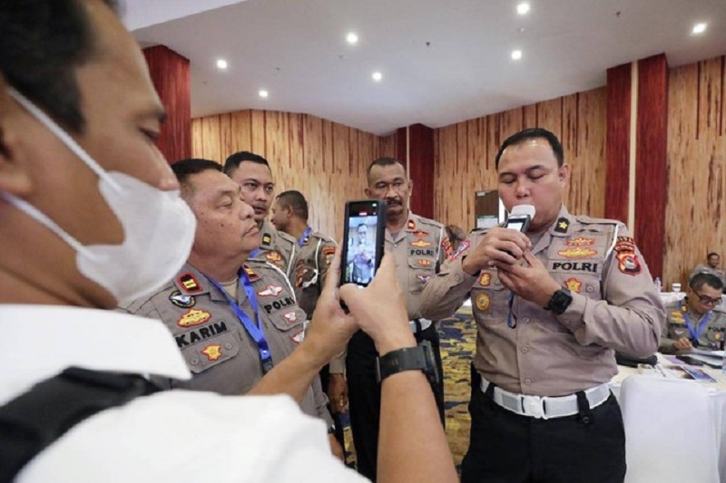 Korlantas Polri Siapkan Alcohol Test Kit Untuk Cegah Kecelakaan, Ini Cara Pakainya Korlantas Polri siapkan Alcohol Test Kit