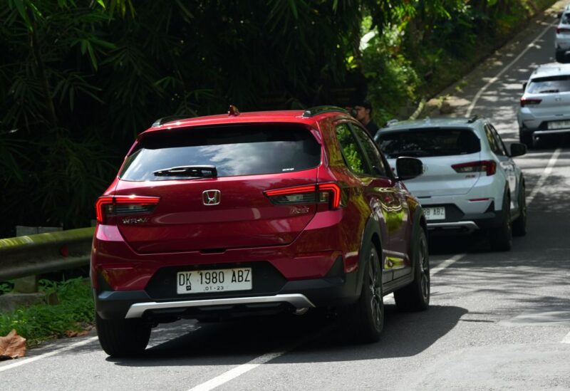 suspensi honda wr-v