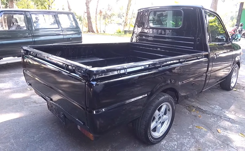 kijang kapsul pick up