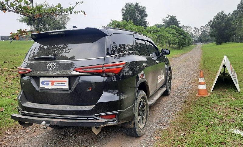 ban savero at pro - toyota fortuner offroad