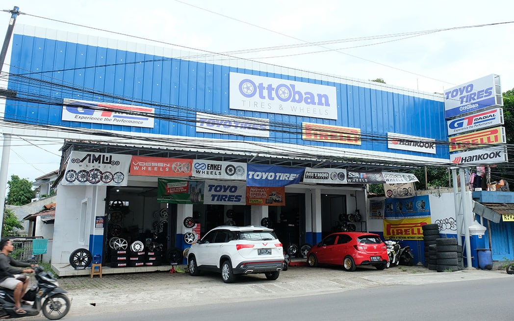 6 Rekomendasi Toko Ban Mobil Terbaik, Dijamin Puas! rekomendasi toko ban mobil terbaik