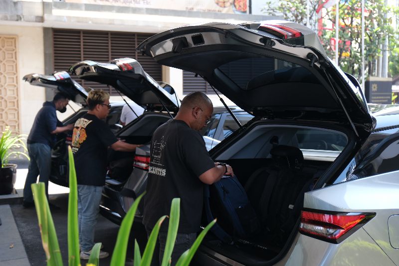Wuling Alvez