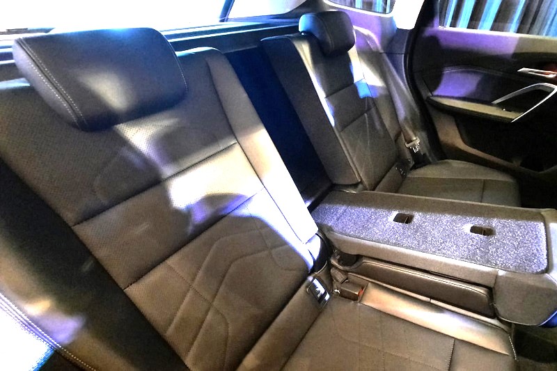 jok belakang bmw x1 2023