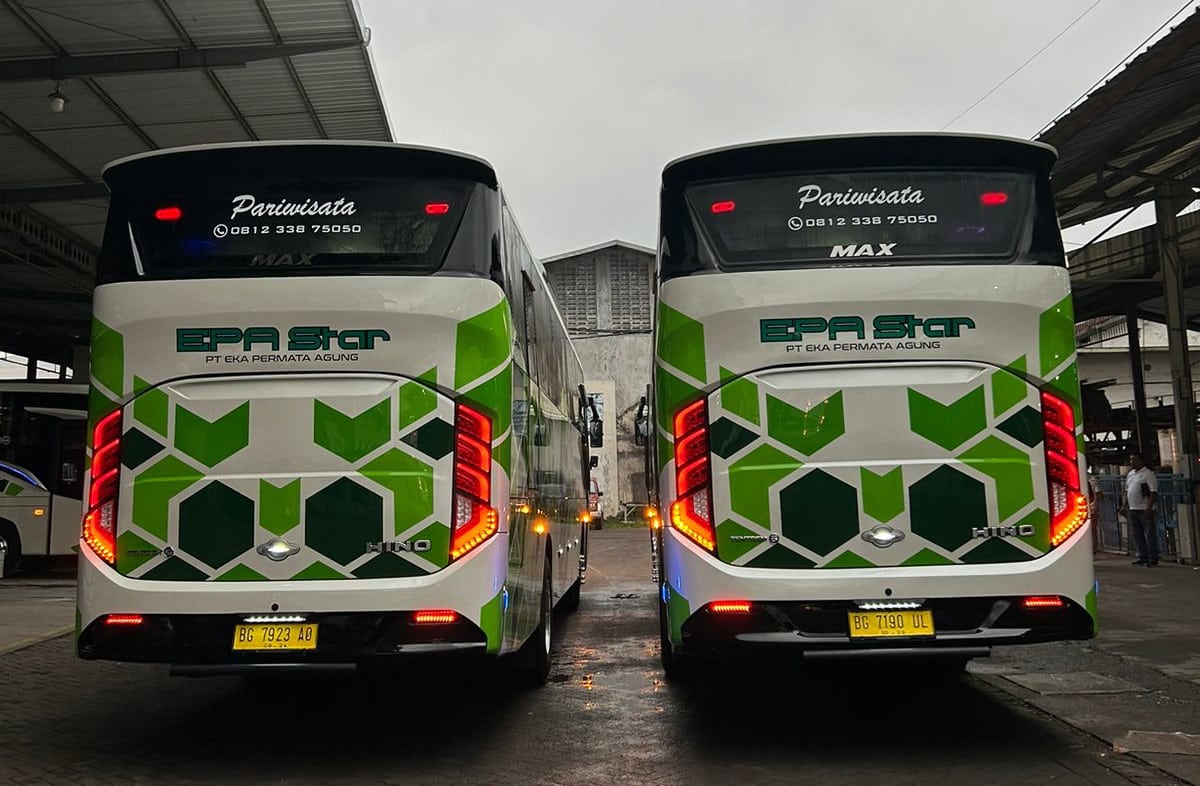 Dua Sasis Bus Hino Jadi Pilihan PO EPA Star Palembang Buritan bus milik PO EPA Star