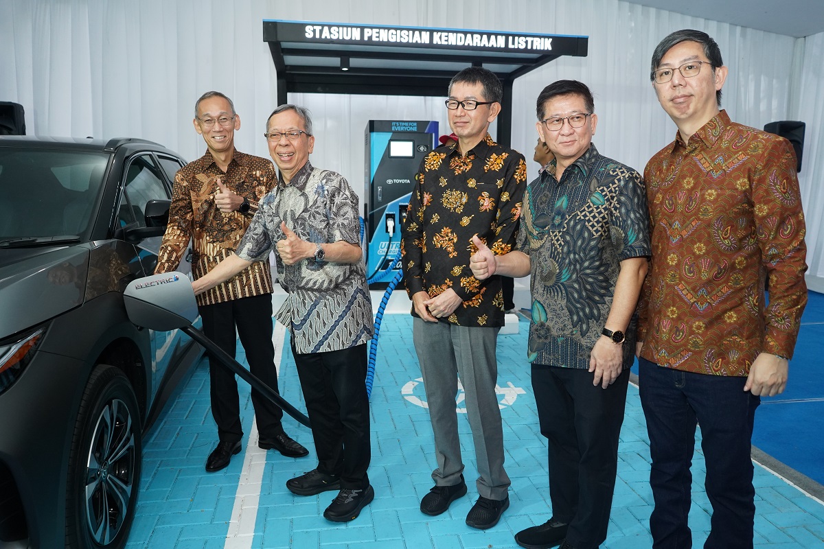 Toyota Hadirkan Ultra Fast Charging 120 kW dan 150 kW Pertama di Yogyakarta dan Aceh Kehadiran Ultra Fast Charging diharapkan mempermudah mobilitas pelanggan di daerah perkotaan