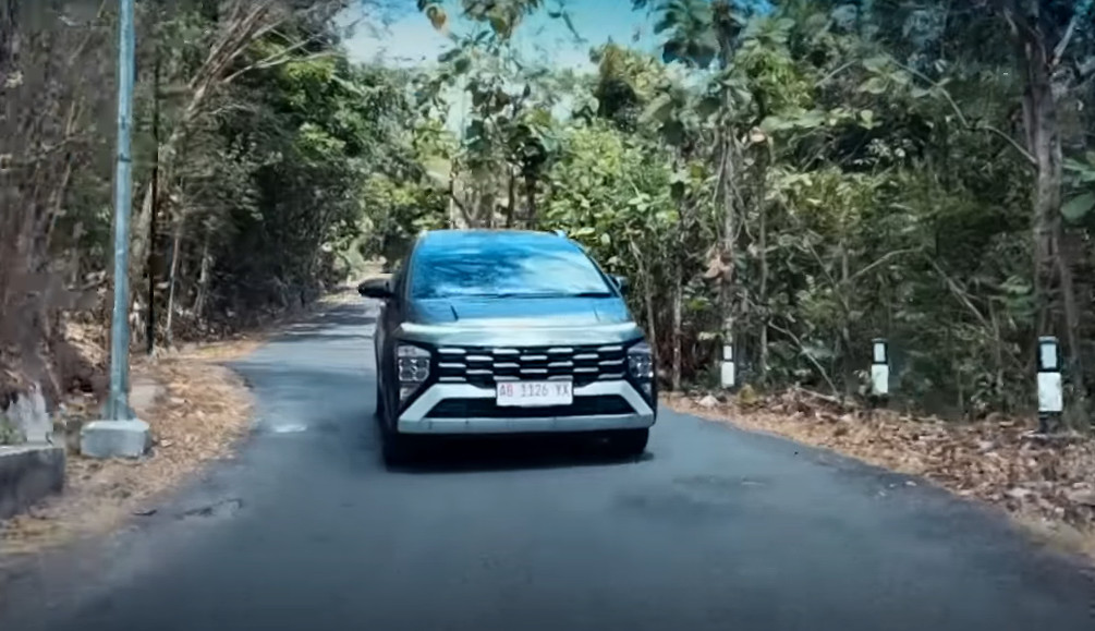 4 Fakta Hyundai Stargazer X Taklukkan Tanjakan Paling Menakutkan di Jogja Mesin dan transmisi Hyundai Stargazer X bisa diandalkan