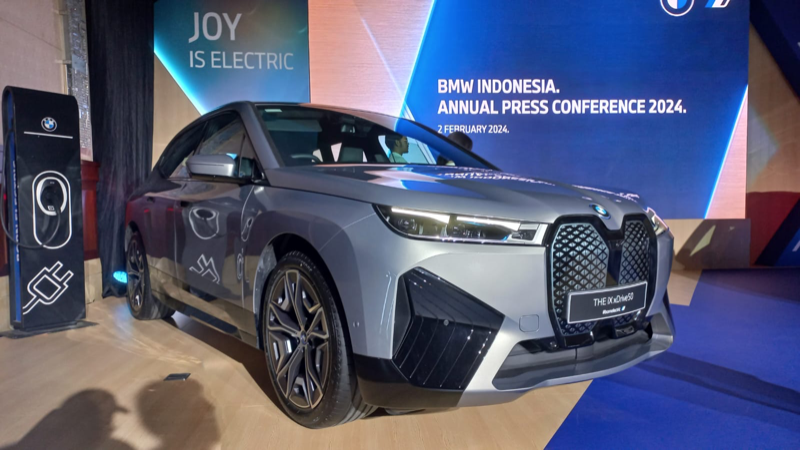 Spesifikasi dan Harga BMW iX1 dan iX xDrive50 di Indonesia, Harga Mulai Rp 1,4 Miliaran Harga dan spesifikasi BMW ix1