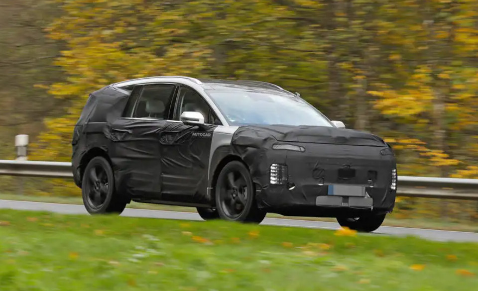 Penampakan Hyundai Ioniq 7 Terkuak, Kembaran Kia EV9? Rumor sosok Hyundai Ioniq 7