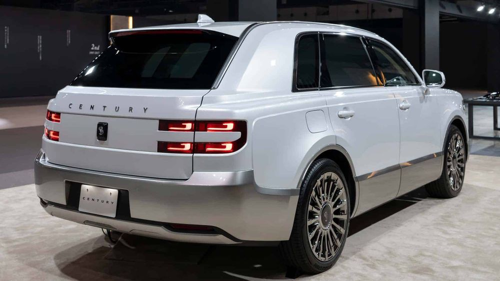 Century akan bersaing dengan jenama besar lain seperti Bentley, Rolls-Royce, dan Mercedes-Maybach