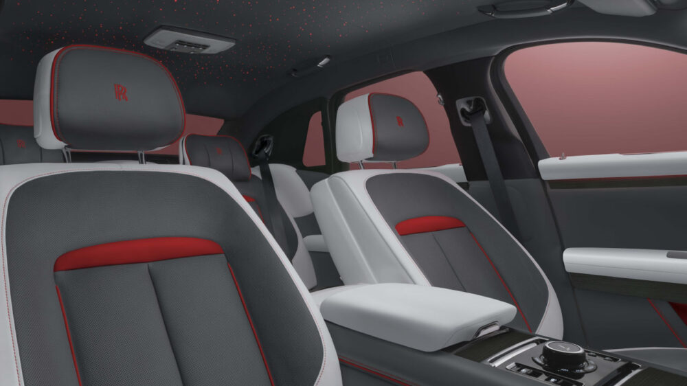 Spesifikasi Rolls-Royce Ghost Prism Terbaru, Edisi Terbatas Berbalut Cat Istimewa 120 yil anisina geldi rolls royce ghost prism 1 copy 1000x562 1