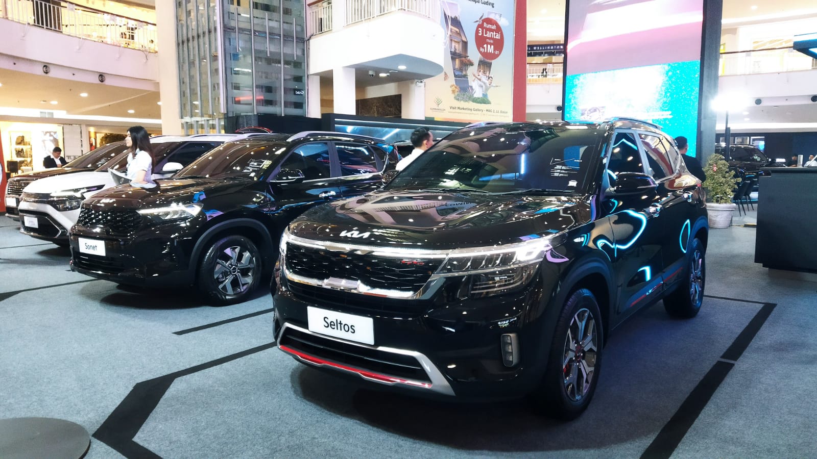 Kia EV9 Bukan Hanya Tulang Punggung Tapi Pendorong Revolusi Deret mobil ICE Kia seperti Kia Grand Carnival, Kia Carens, Kia Seltos dan Kia Sonet