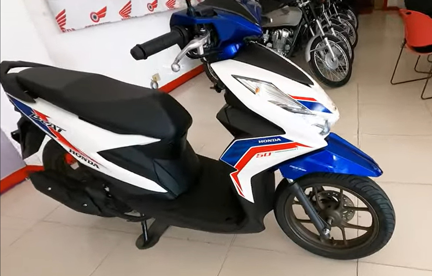 Honda BeAT edisi 50th Anniversary