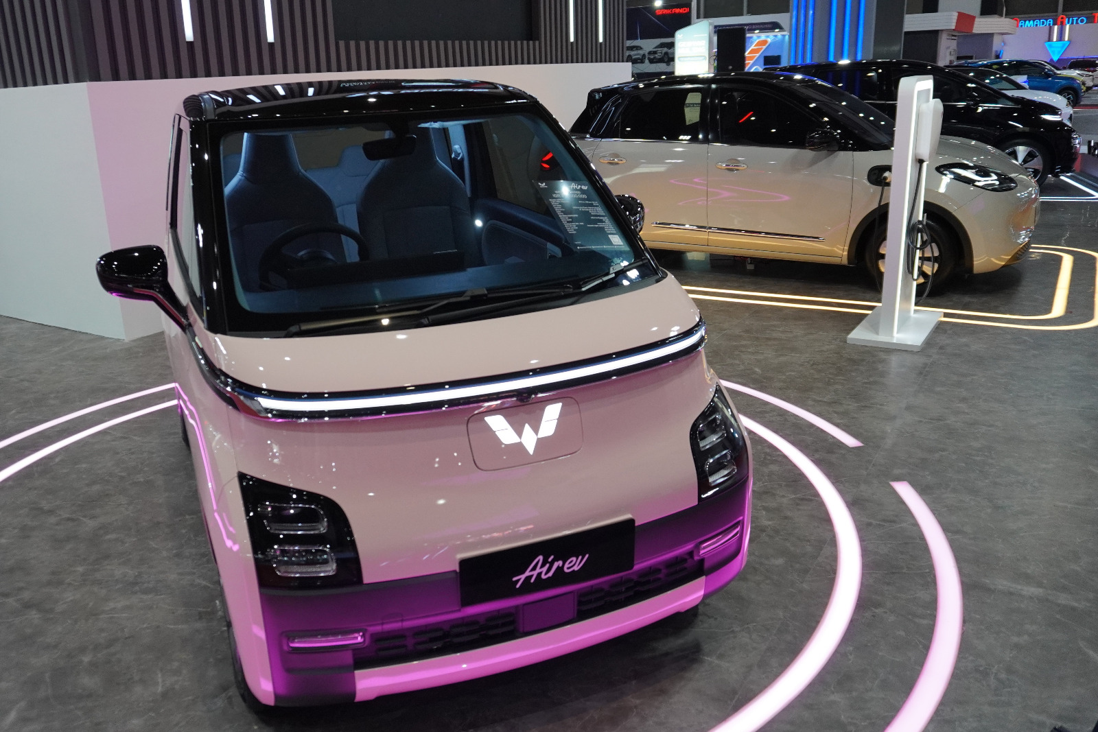 Ini Produk Lengkap Wuling di Jakarta Fair Kemayoran 2024 cb05ba7c 3ec2 4631 92c2 ba03df2add7a