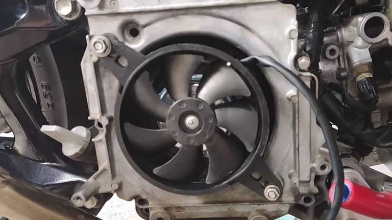 Mengenal Fungsi Radiator Motor dan Cara Merawatnya image802