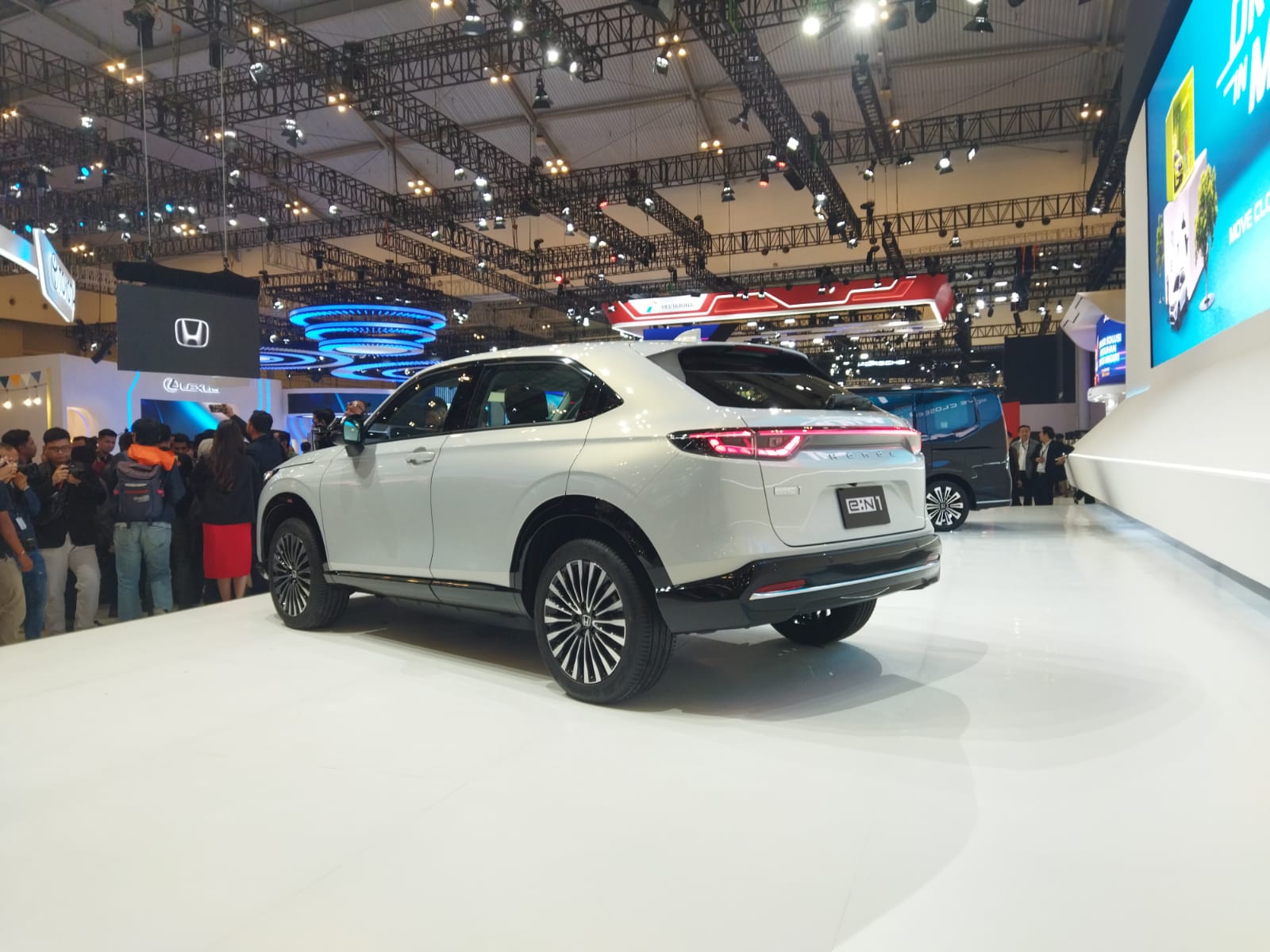 Spesifikasi Honda e:N1 Jadi Mobil Favorit di GIIAS 2024 Penjualan Honda masih didominasi wilayah Jakarta