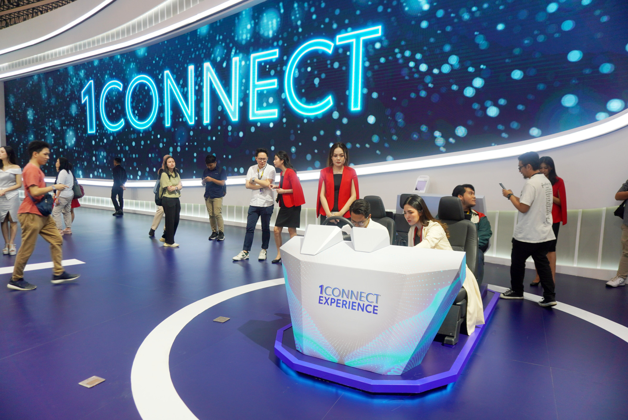 Toyota Ajak Masyarakat Merasakan Pengalaman Kemampuan Konektivitas Teknologi 1Connect di GIIAS 2024 Improvement pada Out-of-Car Connectivity, pelanggan Toyota dapat mengaktifkan fitur Remote Immobilizer di aplikasi mToyota jika mobilnya hilang atau dicuri orang