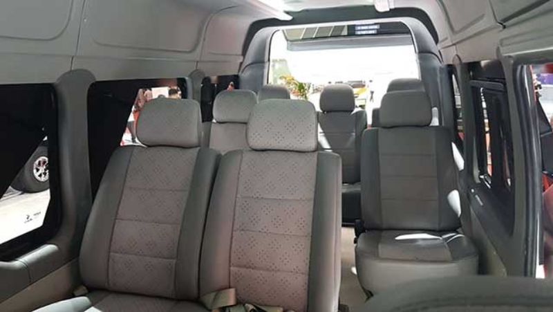 Isuzu Traga Bus